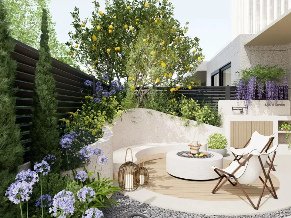 Terrazzo cementizio personalizzato per giardino privato, pareti curve e zona relax esterno villa